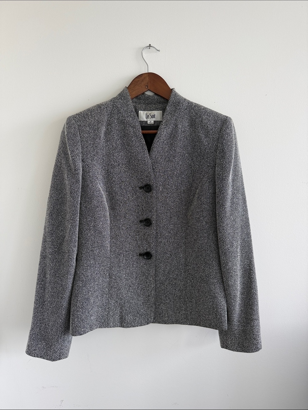 Le Suit Women's Gray Tweed Three-Button Blazer